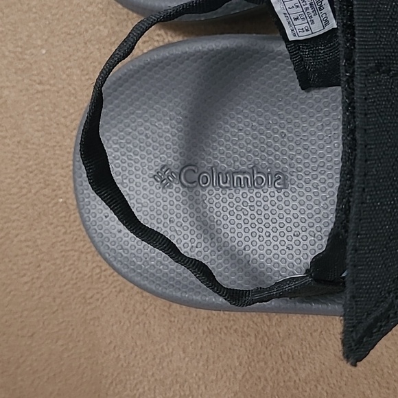 Columbia Wave Train sandals, lightweight, black, size 5 - Picture 6 of 7